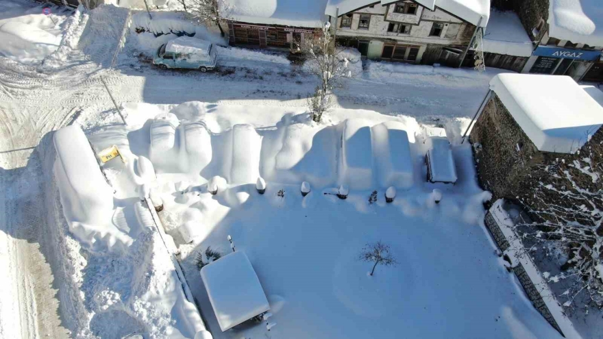 İ̇lçeler Kara Gömüldü, Ortaya Çıkan Manzara Şaşırttı