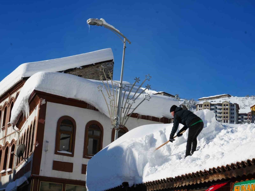 İ̇lçeler Kara Gömüldü, Ortaya Çıkan Manzara Şaşırttı
