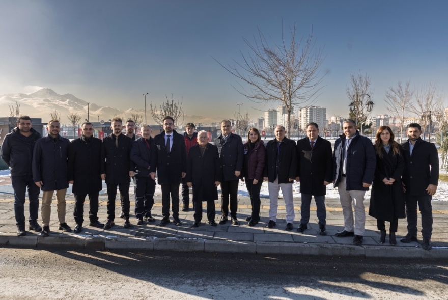 Başkan Büyükkılıç, Afetlerde Kullanılacak Park Alanlarına Yönelik Toplantıya Katıldı