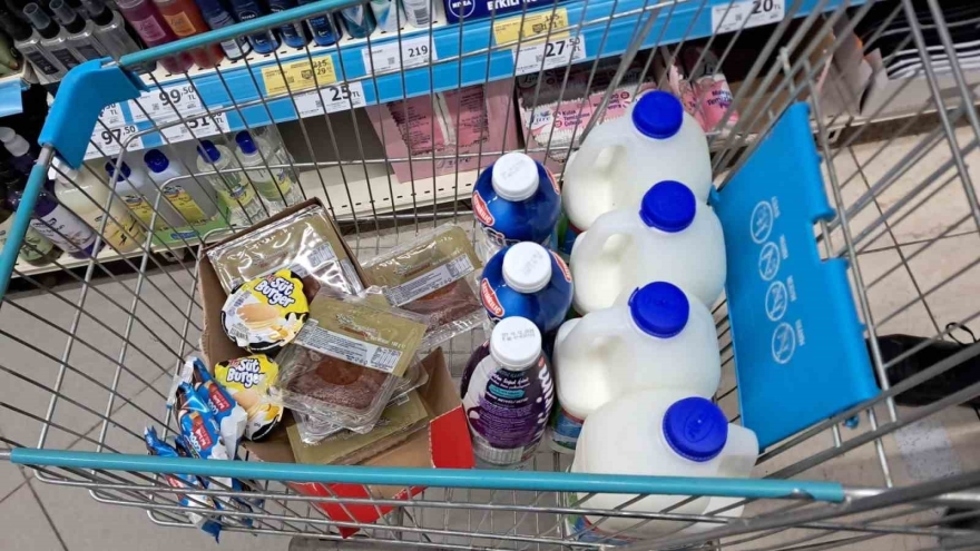 Raflarda Bulunan Tarihi Geçmiş Ürünler İmha Edildi