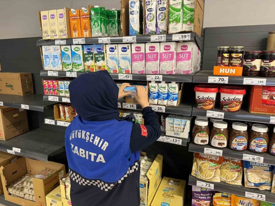 Raflarda Bulunan Tarihi Geçmiş Ürünler İmha Edildi