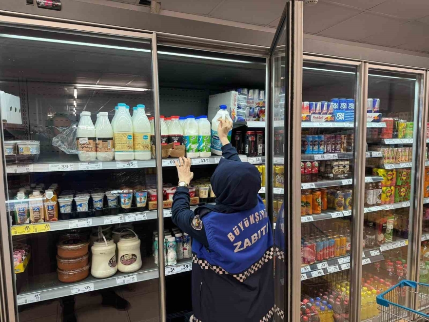 Raflarda Bulunan Tarihi Geçmiş Ürünler İmha Edildi