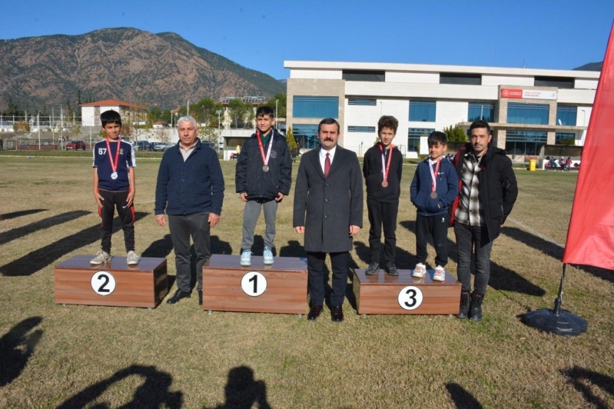 Köyceğiz’de Atatürk Yol Koşusu Yapıldı