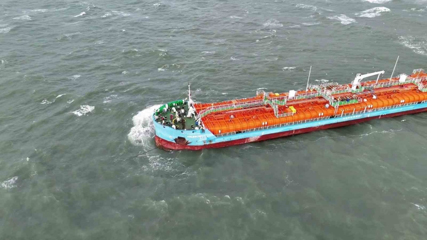 Ulaştırma Ve Alt Yapı Bakanlığından İ̇stanbul’da Birbirine Temas Eden 2 Tanker Gemi Açıklaması