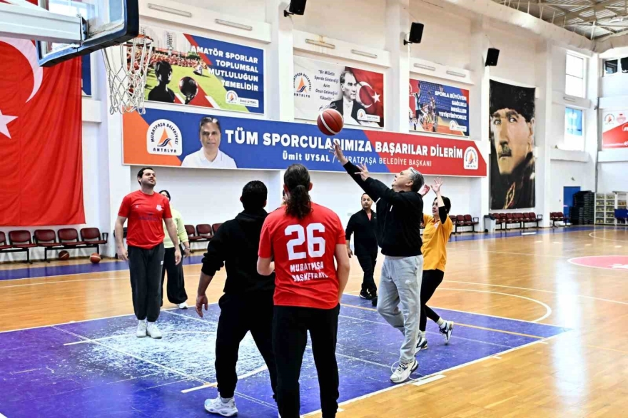 Muratpaşa Belediyesi, Amatör Spora 1.5 Milyon Tl Destek Sağlıyor
