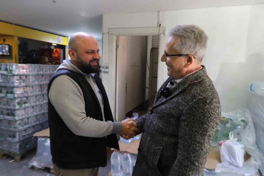 Başkan Tetik’ten Nazilli Esnafına Yeni Yıl Kutlaması