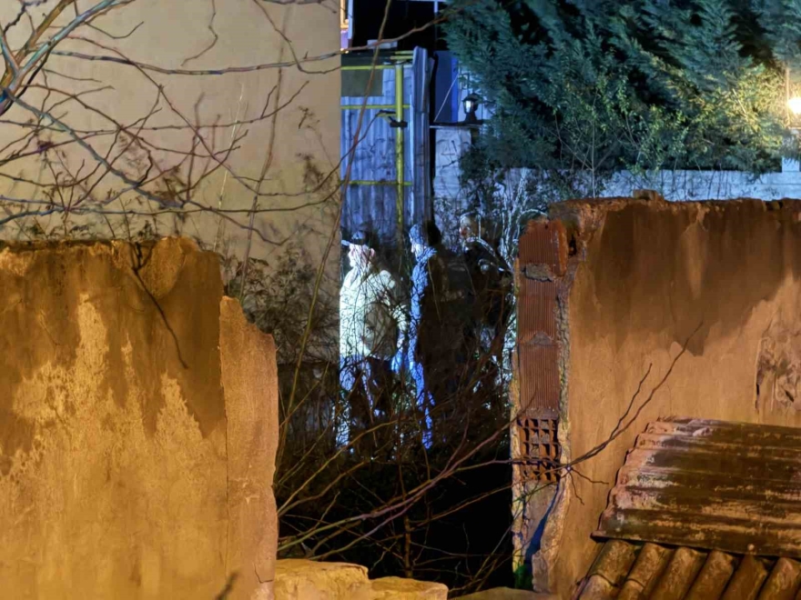 İ̇nşaat Sahasında Erkek Cesedi Bulundu