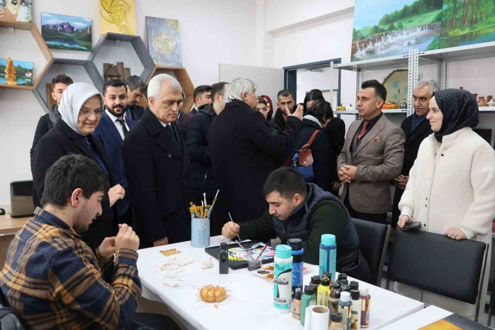 Tbmm Komisyonu, Erzurum Engelsiz Yaşam Merkezinde İncelemelerde Bulundu