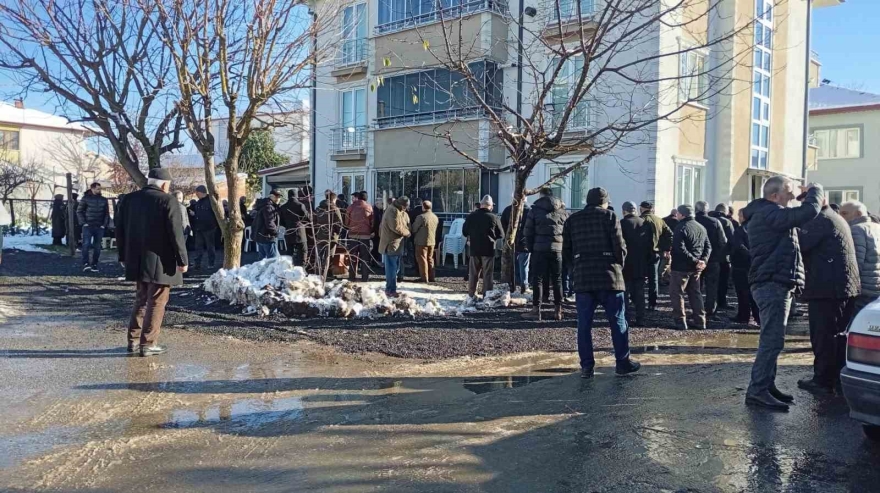 Mekke’de Ring Otobüsünün Çarptığı Türk Umreci Memleketi Sakarya’da Defnedildi