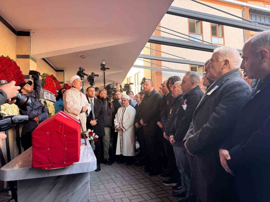 Bakan Yerlikaya, Yalova’da Şehit Cenazesine Katıldı