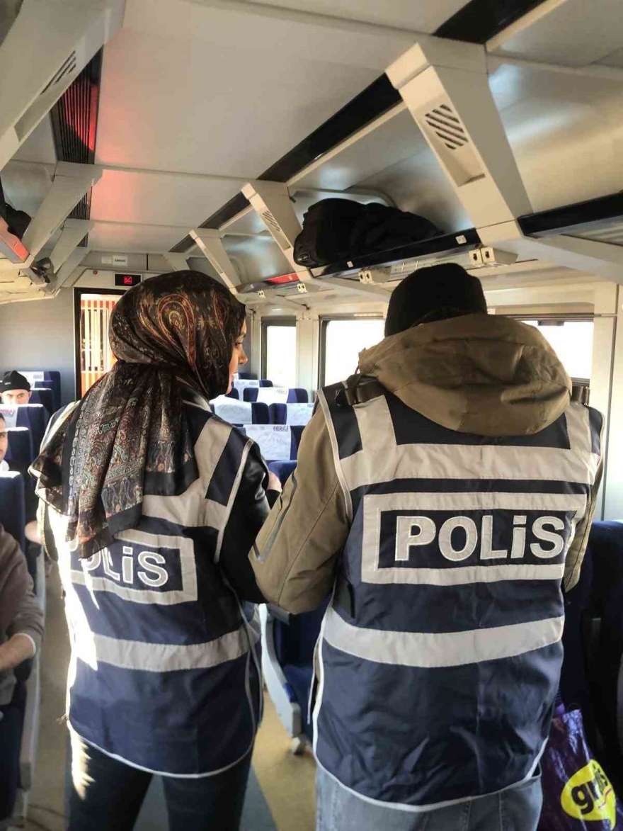 Yerköy’den Geçen Güney Ekspres Treninde Polis Denetimi