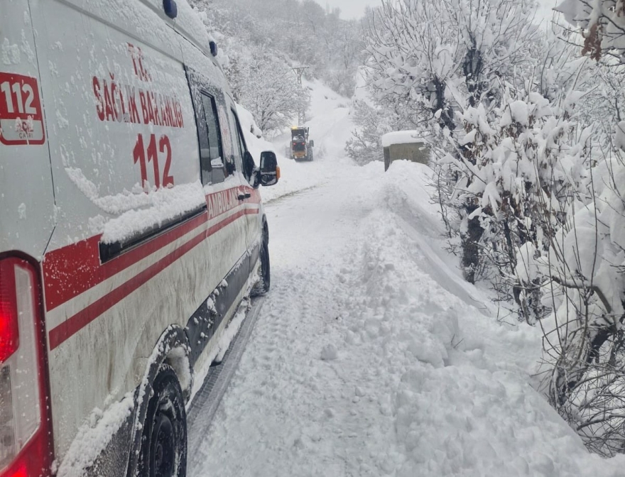 Kar Esareti Özel İdare Ekiplerinin Çalışmasıyla Sona Erdi