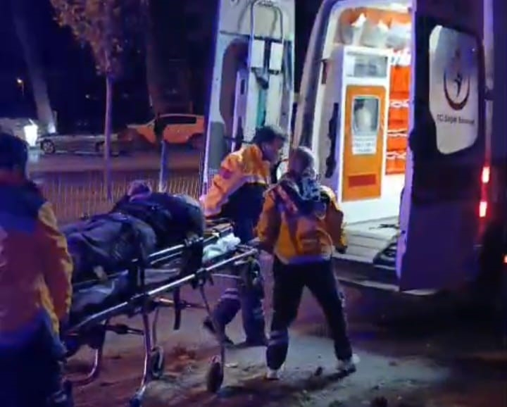 Kırmızı Işık İhlali Yapan Mikser Ortalığı Savaş Alanına Çevirdi; 5 Yaralı