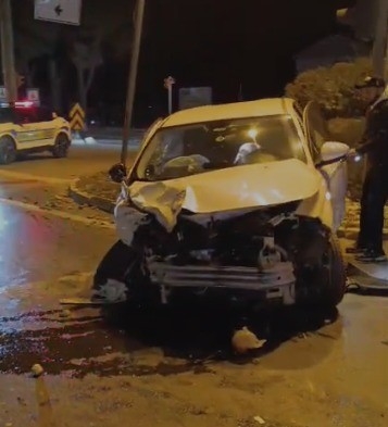 Kırmızı Işık İhlali Yapan Mikser Ortalığı Savaş Alanına Çevirdi; 5 Yaralı