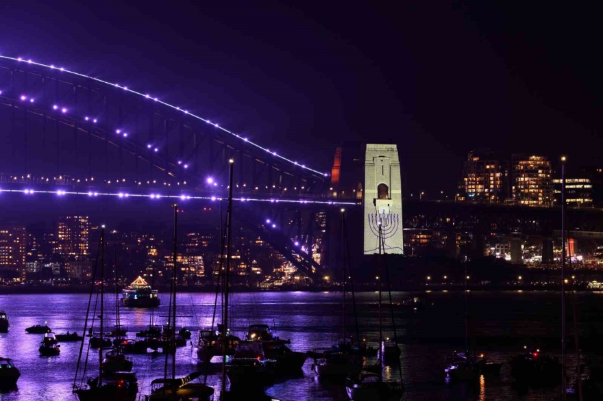 Avustralya 2026’ya Havai Fişek Gösterisiyle Girdi