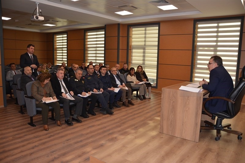 Edremit’te İ̇lçe İ̇dare Şube Başkanları Toplantısı Gerçekleştirildi