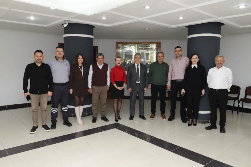 Başkan Tetik Mesai Arkadaşlarının Yeni Yılını Kutladı