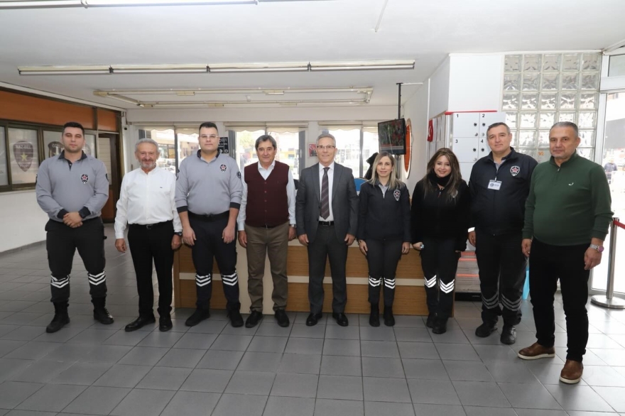 Başkan Tetik Mesai Arkadaşlarının Yeni Yılını Kutladı