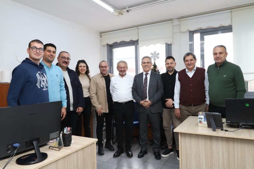 Başkan Tetik Mesai Arkadaşlarının Yeni Yılını Kutladı