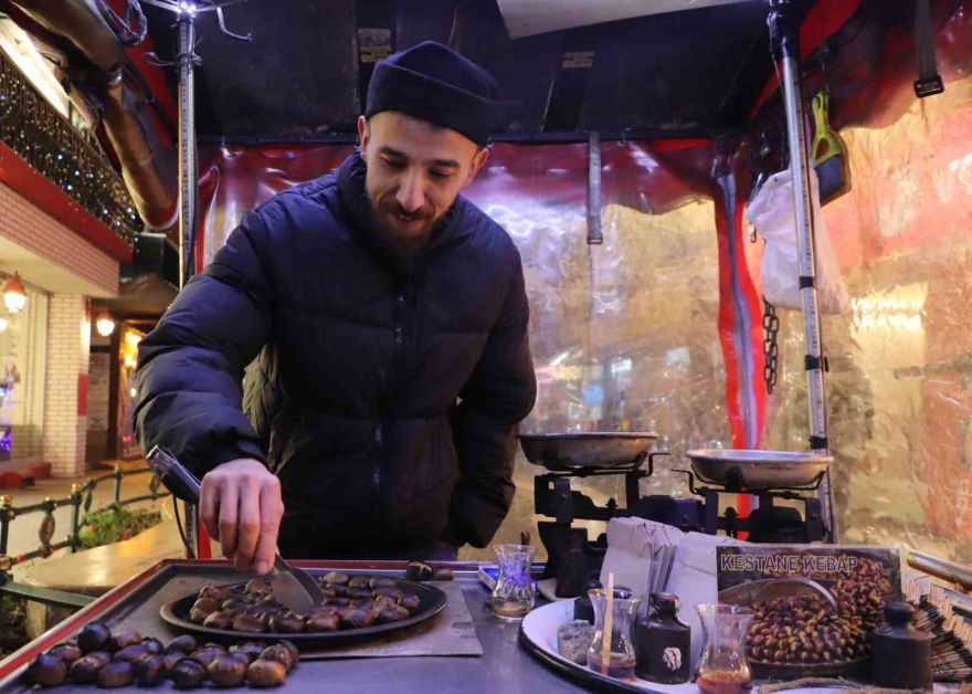 Eskişehir’de Eksi 7 Derecede Kestane Mesaisi