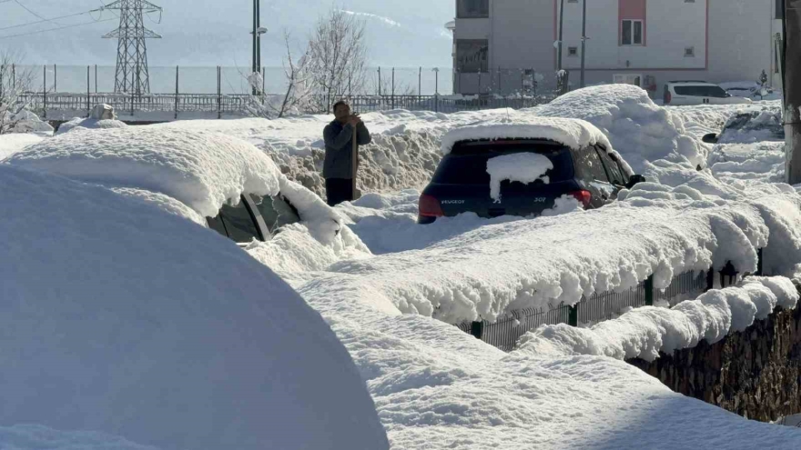 Vali Yavuz’dan Don Ve Buzlanma Uyarısı: "bu Gece En Soğuk Geceyi Yaşayacağız"