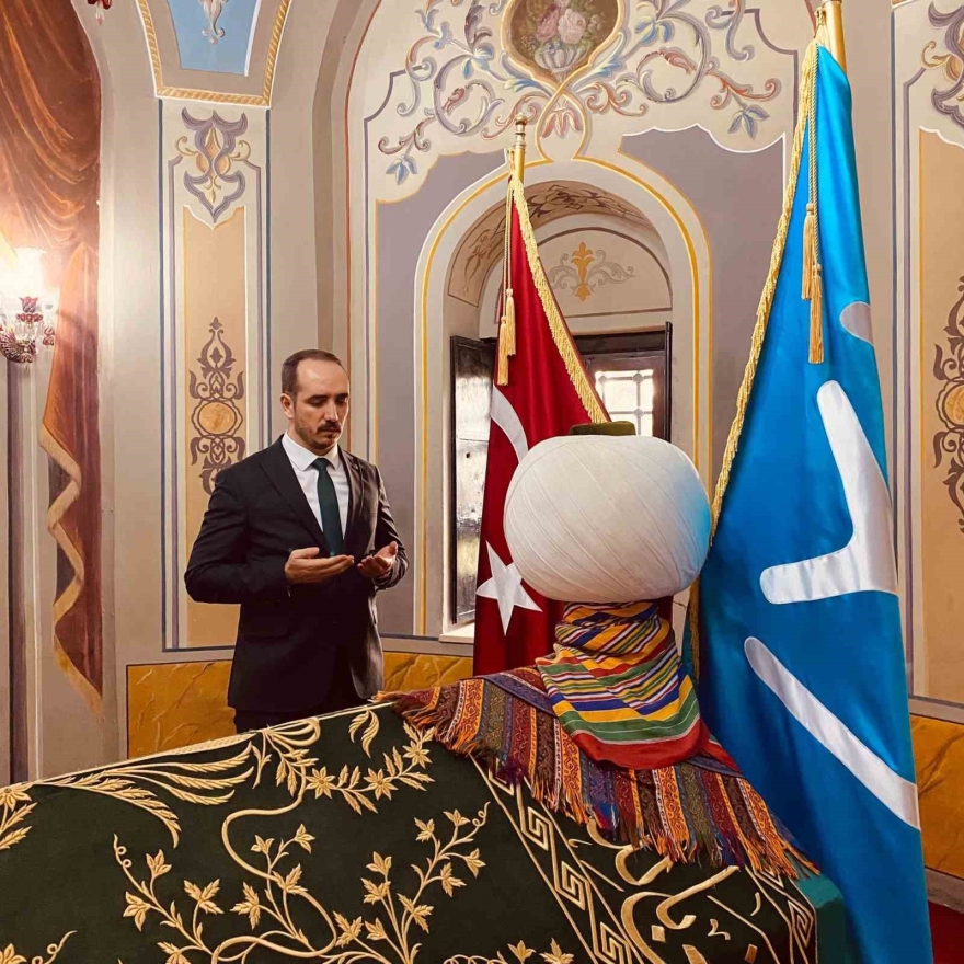 İ̇l Müdürü Bozkurt’dan Ertuğrulgazi Ve Şeyh Edebali Türbelerine Ziyaret