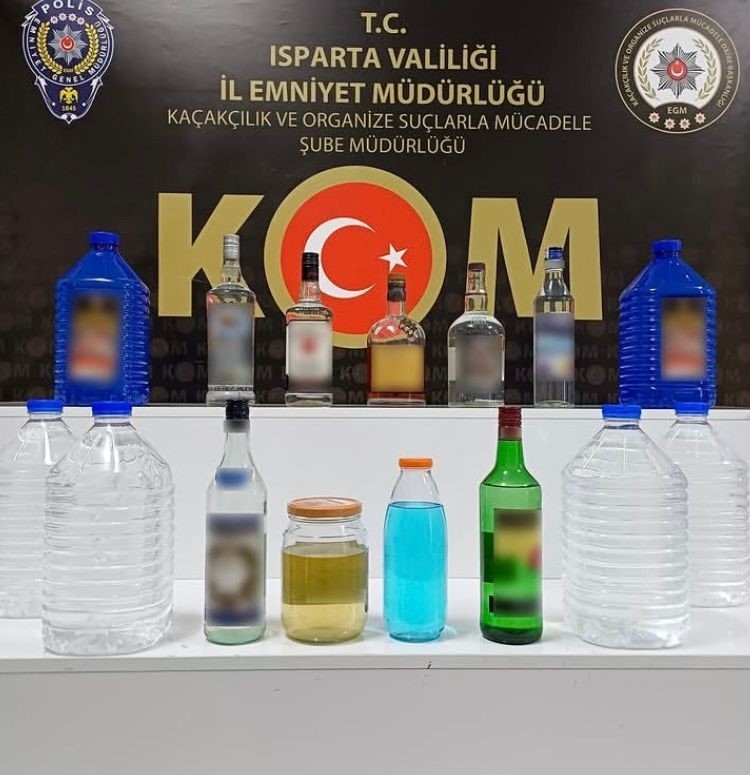 Isparta’da Kaçakçılık Operasyonu: Alkol Ve Kaçak Tıbbi Malzemeler Ele Geçirildi