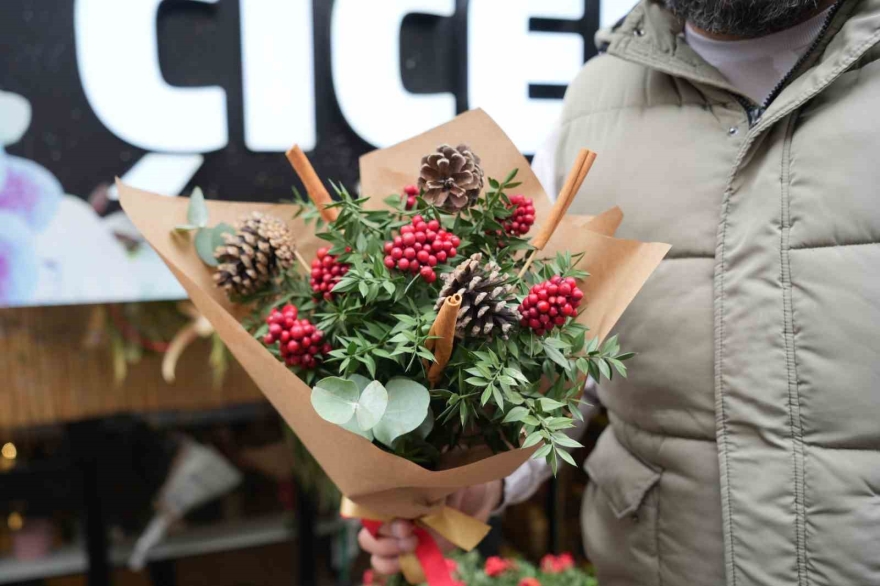 Kokina Hırsızı Sevimli Köpek Kameraya Yakalandı