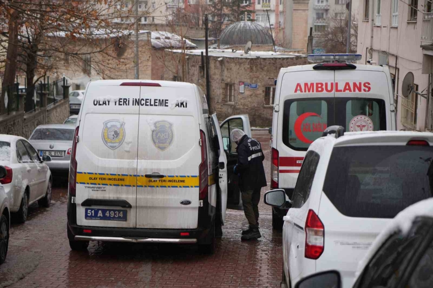 Niğde’de Çift Evlerinde Ölü Bulundu