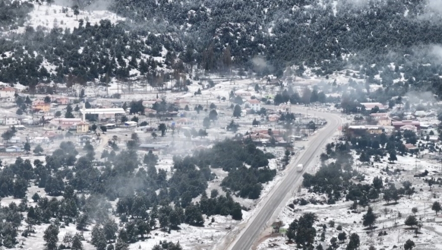 Seydikemer Yaylaları Beyaza Büründü