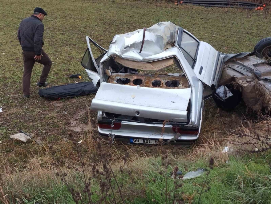 Tokat’ta Feci Kaza: İ̇kiye Ayrılan Otomobil Sürücüsü Ağır Yaralandı