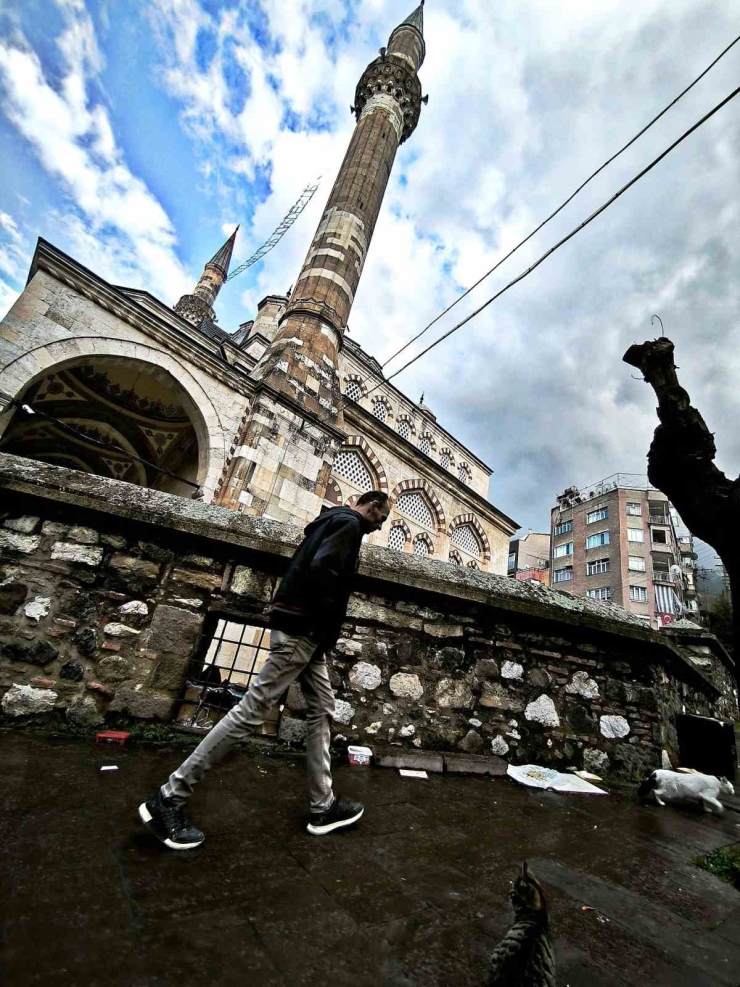 Fotoğraf Sanatçısı Ali Hikmet Varlık ’manisa’ Fotoğraf Sergisine Hazırlanıyor