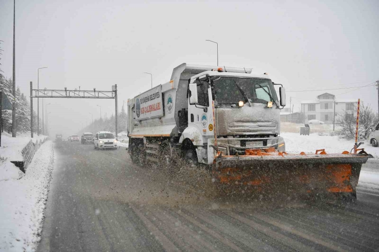 Kayseri’de 137 Mahalle Yolu Kapalı