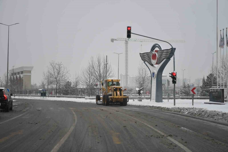 Kayseri’de 137 Mahalle Yolu Kapalı