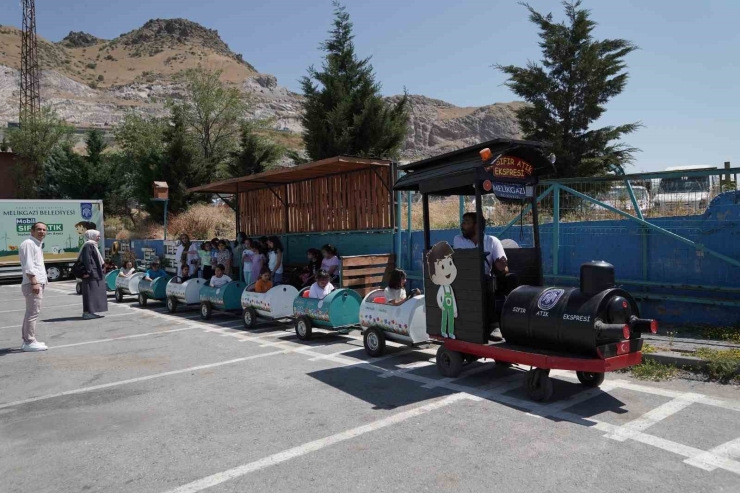 Melikgazi’de Yıllık 9 Bin Ton Atık Geri Dönüşümle Ekonomiye Kazandırılıyor