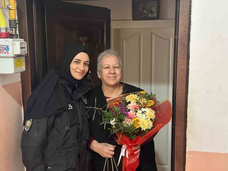 Muğla Emniyeti Şehit Ailelerini Yeni Yılda Yalnız Bırakmadı