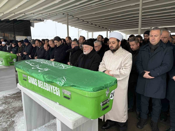 Bbp Sivas İ̇l Başkanı Ahmet Polat, Son Yolculuğuna Uğurlandı
