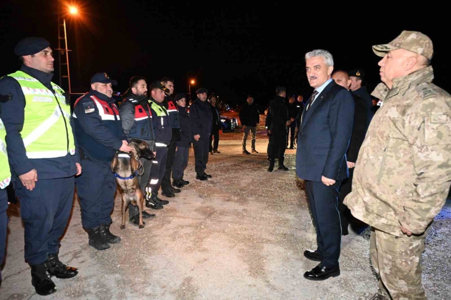 43 İlin Geçiş Güzergahında Sıkı Yılbaşı Denetimi: Tedbirler Üst Seviyede