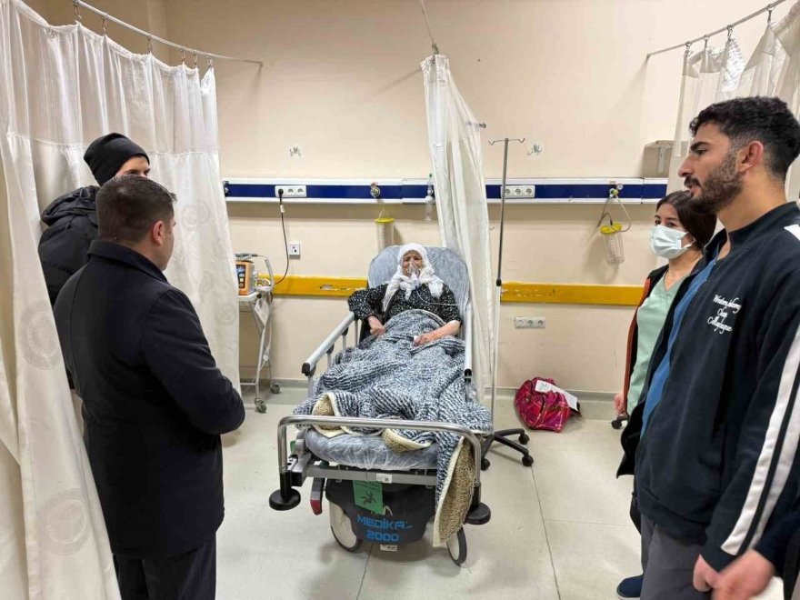 Kaymakam Bulut Yeni Yıla Görev Başındakilerle Girdi