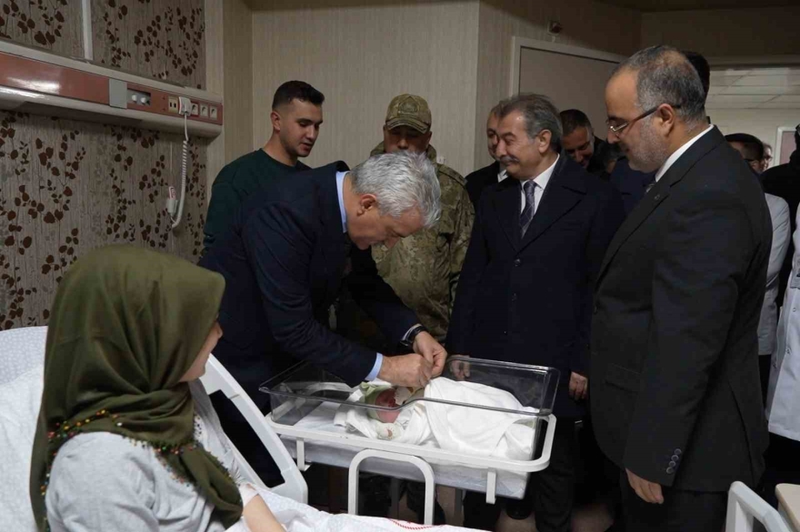 43 İlin Geçiş Güzergahında Sıkı Yılbaşı Denetimi: Tedbirler Üst Seviyede