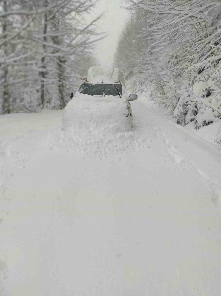 Başkent Edaş Zorlu Kış Şartlarında 7/24 Sahada Mücadele Ediyor