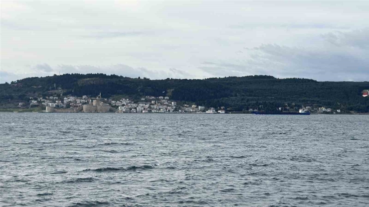 Bozcaada Ve Gökçeada’ya Hafta Sonu Tüm Feribot Seferleri İptal Edildi