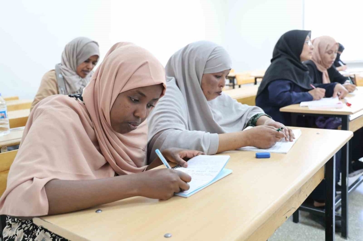 Elazığ’da 1 Yılda 31 Bin Kişiye Kurs Verildi