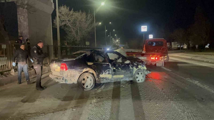 Eskişehir’de Feci Kaza: 1’i Ağır 2 Yaralı