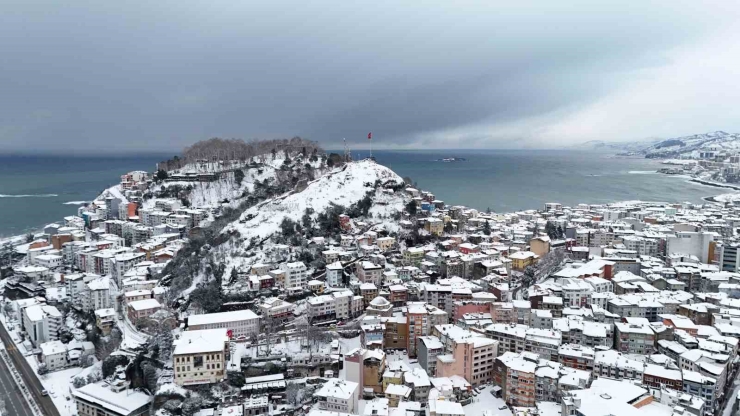 Giresun’da Kar Sonrası Kartpostallık Manzaralar Ortaya Çıktı