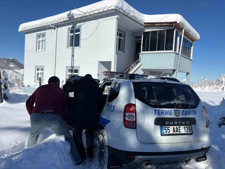 Terme Belediyesi, 35 Kilometre Uzaklıktaki Hastaya Nefes Oldu