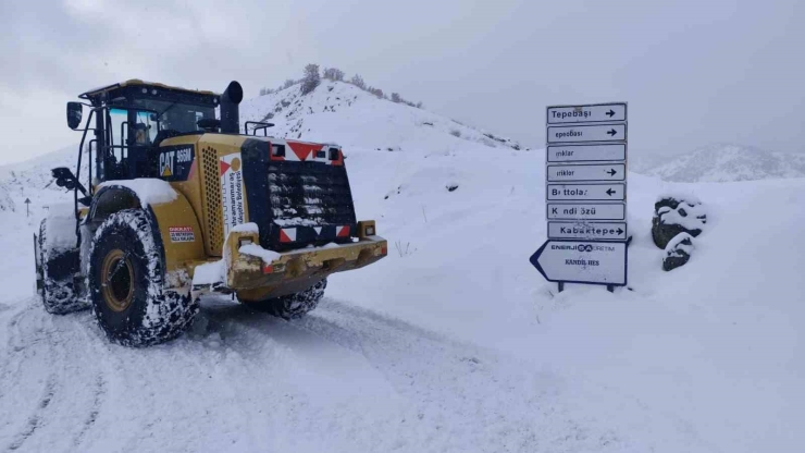Kahramanmaraş’ın Kuzey İlçelerinde Kar Mesaisi
