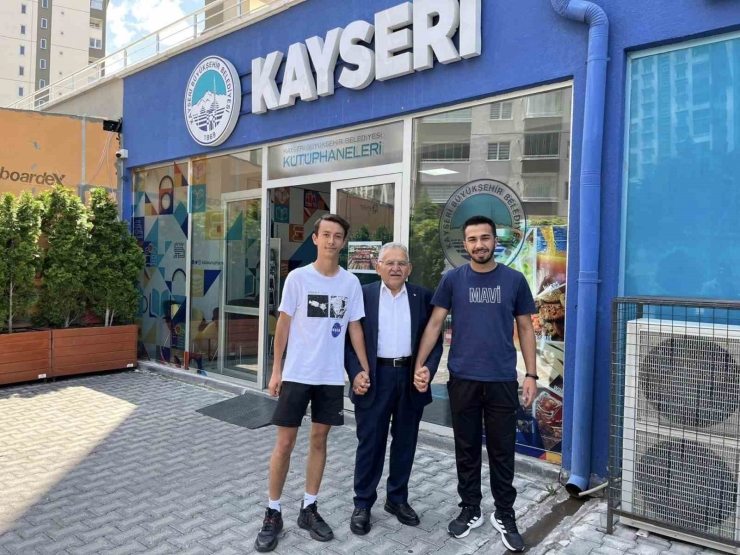 Büyükşehir Kütüphaneleri 2025 Yılında 2 Milyon Ziyaretçiyi Ağırladı