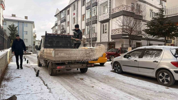 Keçiören Belediyesi’nden Karla Mücadele Seferberliği