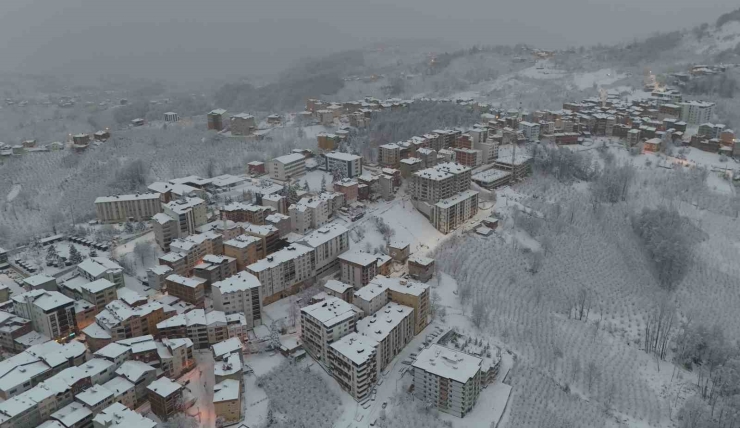 Ordu’nun Yüksek Kesimlerinde Kar Manzarası
